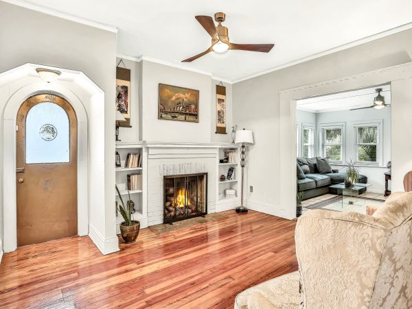 St. Augustine Home 1028170