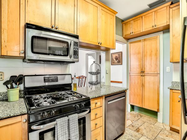 St. Augustine Home 1028170