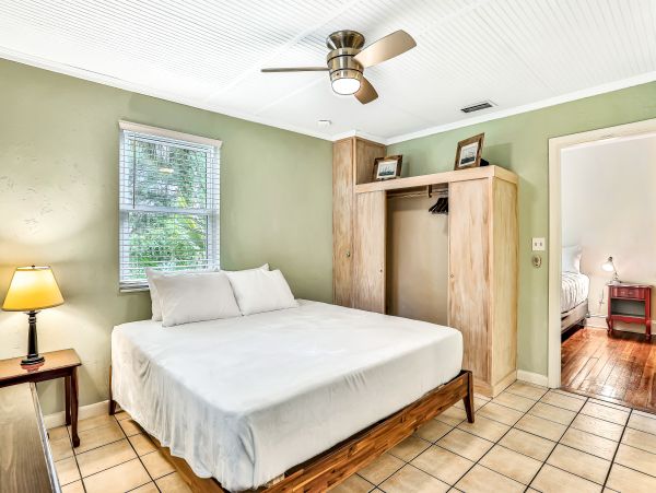 St. Augustine Home 1028170
