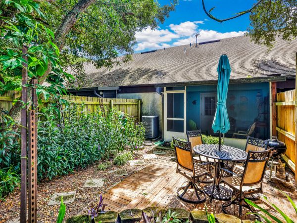 St. Augustine Home 1028171