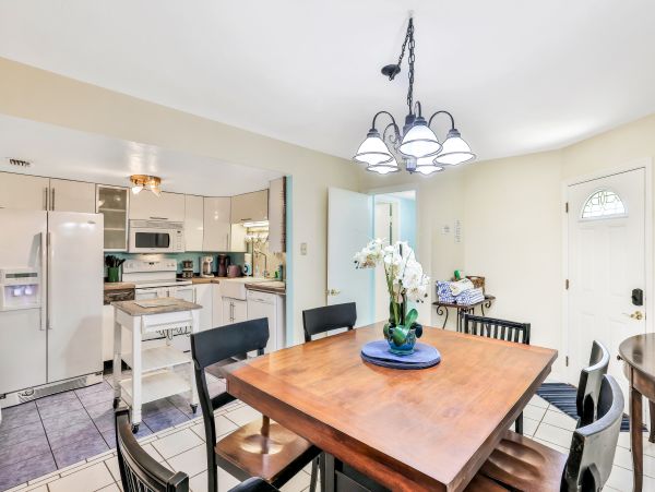 St. Augustine Home 1028171