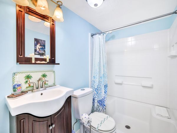 St. Augustine Home 1028171