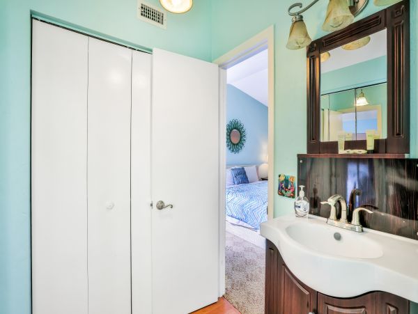 St. Augustine Home 1028171