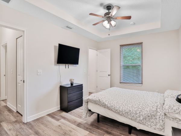 St. Augustine Home 1028172
