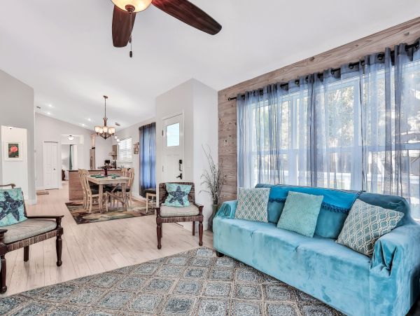 St. Augustine Home 1028173