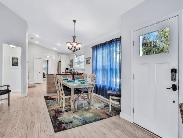 St. Augustine Home 1028173