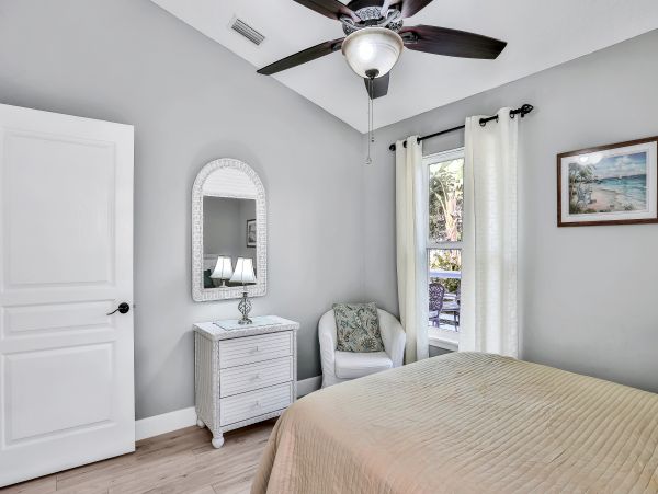 St. Augustine Home 1028173