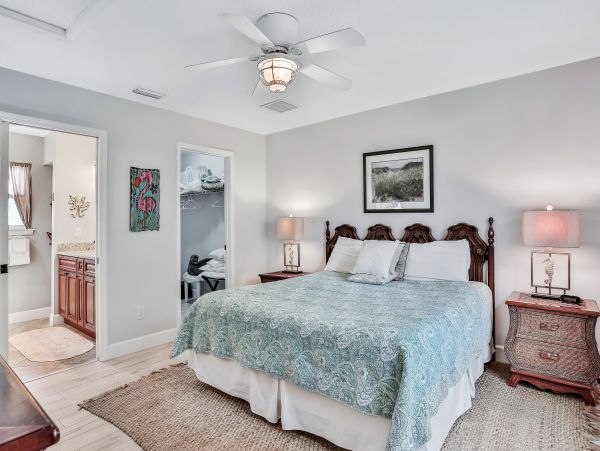 St. Augustine Home 1028173