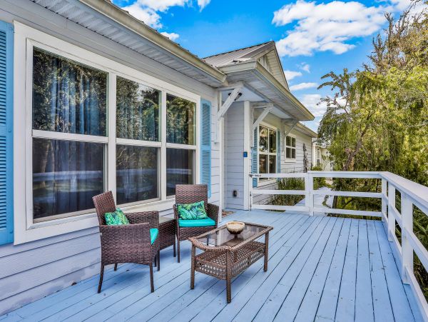 St. Augustine Home 1028173