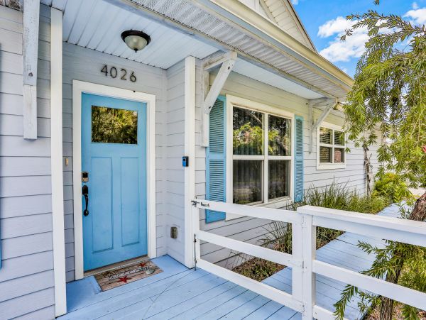 St. Augustine Home 1028173
