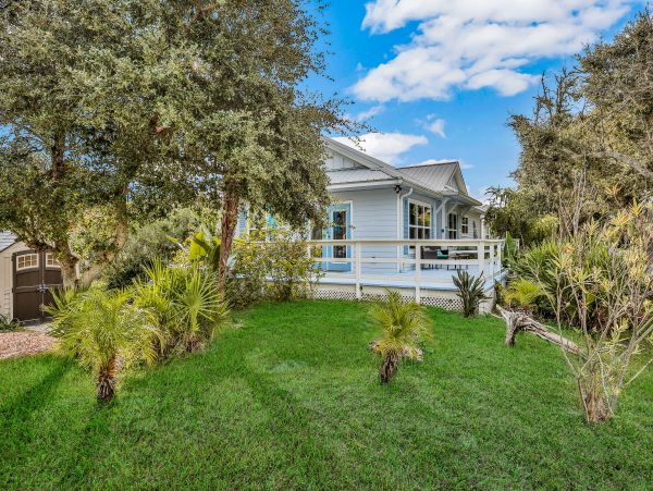 St. Augustine Home 1028173
