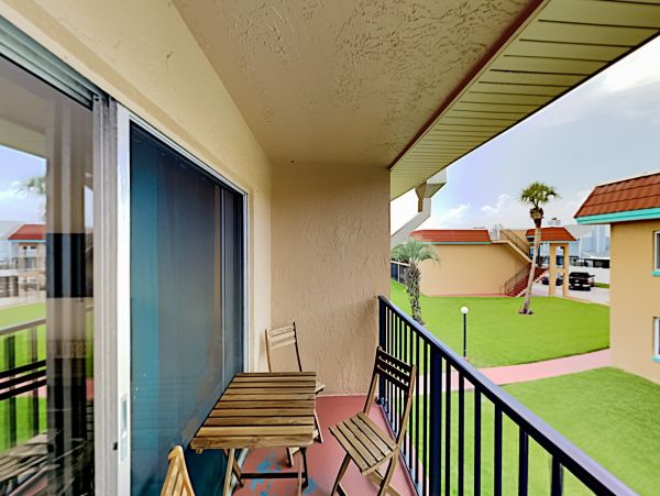 St. Augustine Home 1028174