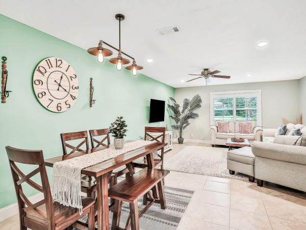 St. Augustine Home 1028175