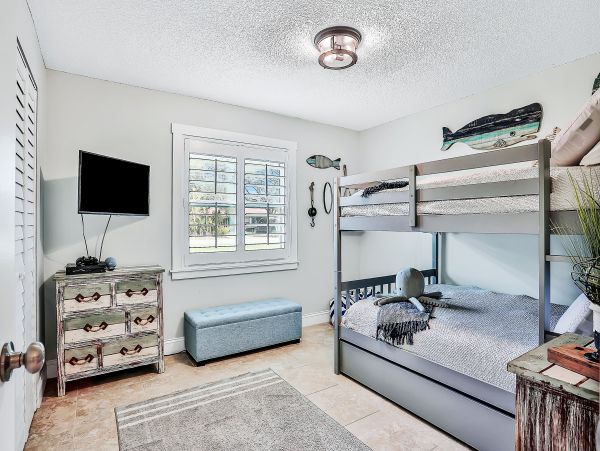 St. Augustine Home 1028175