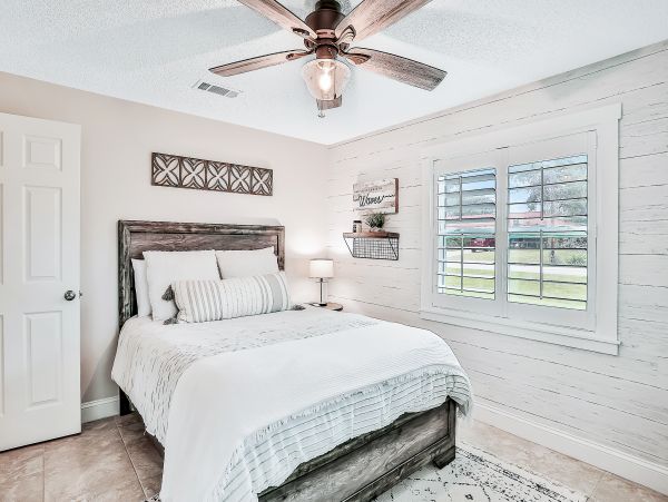 St. Augustine Home 1028175