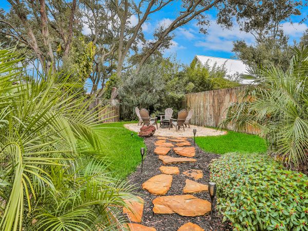 St. Augustine Home 1028175
