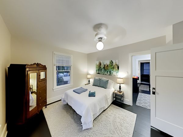 St. Augustine Home 1028176