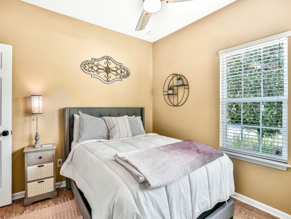 St. Augustine Home 1028178