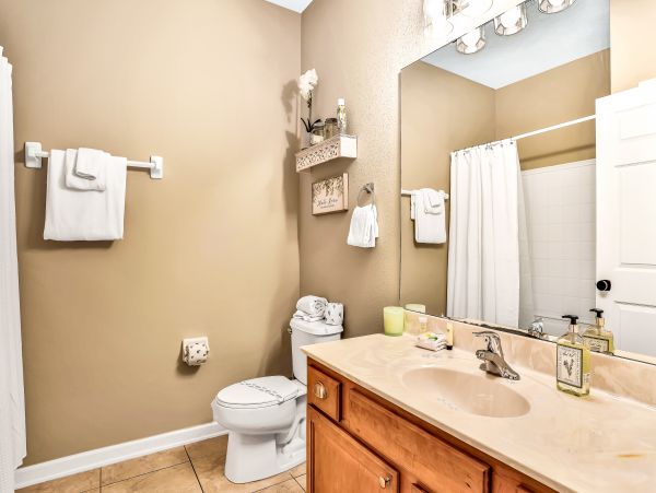 St. Augustine Home 1028178