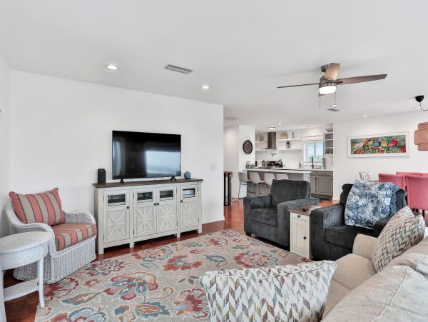 St. Augustine Home 1028179