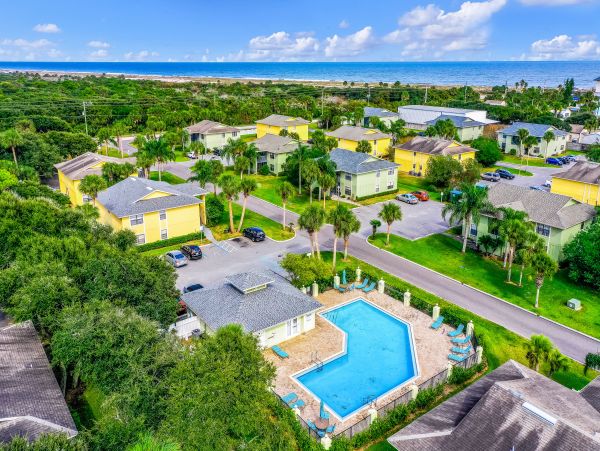 St. Augustine Home 1028180