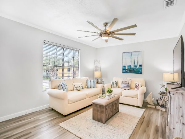 St. Augustine Home 1028180