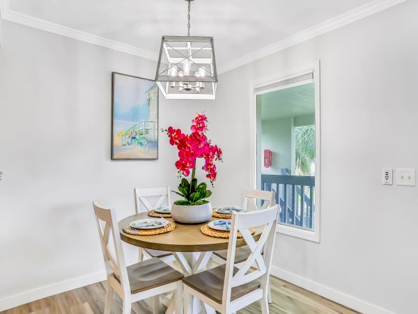 St. Augustine Home 1028180