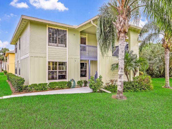 St. Augustine Home 1028180