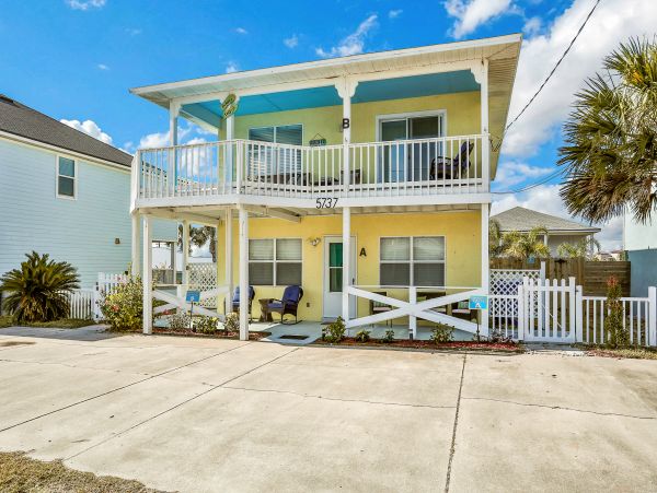 St. Augustine Home 1028181