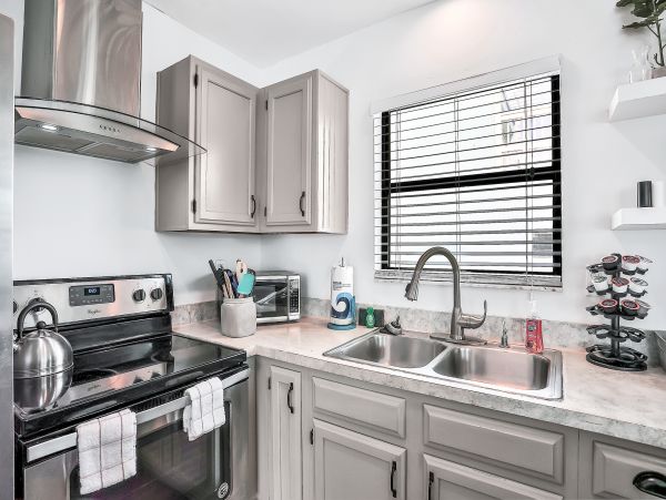 St. Augustine Home 1028183