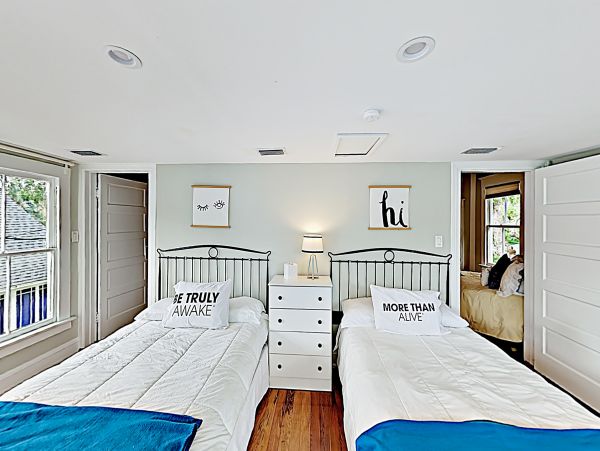 St. Augustine Home 1028184