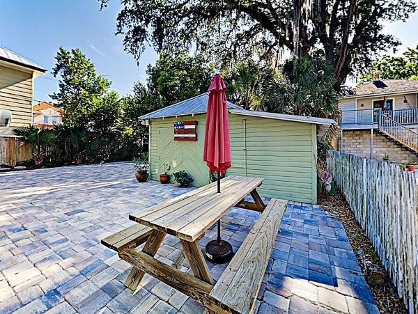 St. Augustine Home 1028184