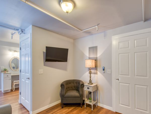 St. Augustine Home 1028186