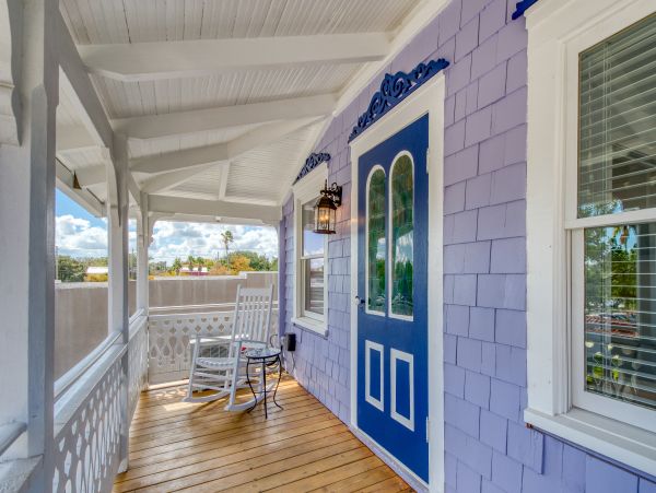 St. Augustine Home 1028186