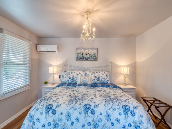 St. Augustine Home 1028186