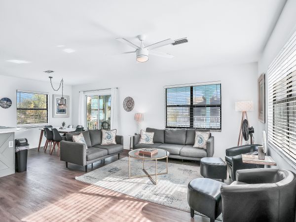 St. Augustine Home 1028188