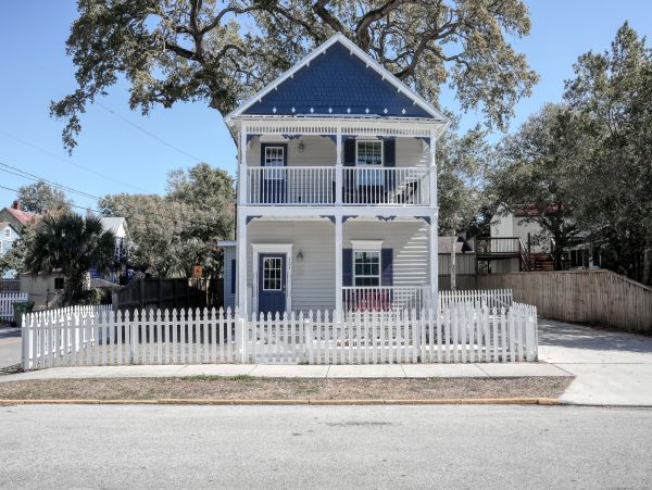 St. Augustine Home 1028190