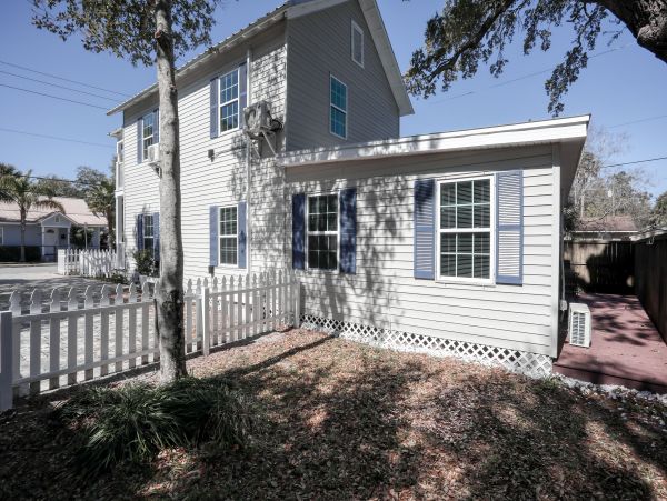St. Augustine Home 1028190