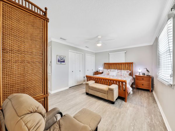 St. Augustine Home 1028192