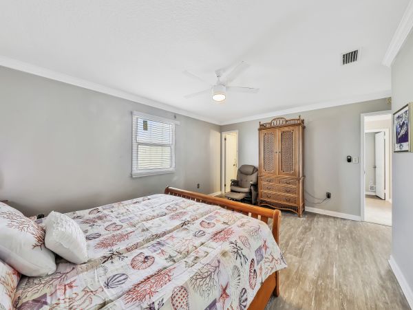 St. Augustine Home 1028192