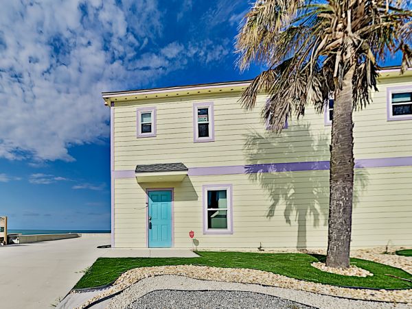 St. Augustine Home 1028195