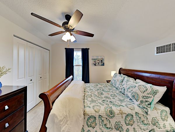 St. Augustine Home 1028196