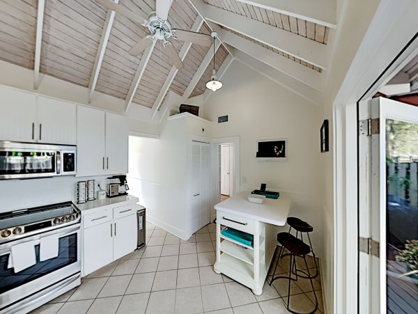 St. Augustine Home 1028198