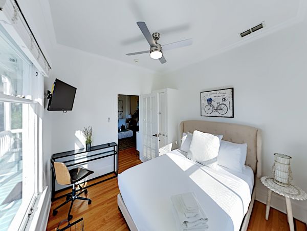 St. Augustine Home 1028198