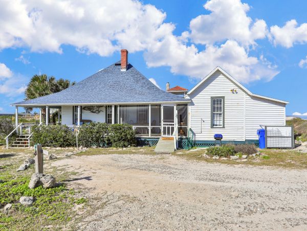 St. Augustine Home 1028199