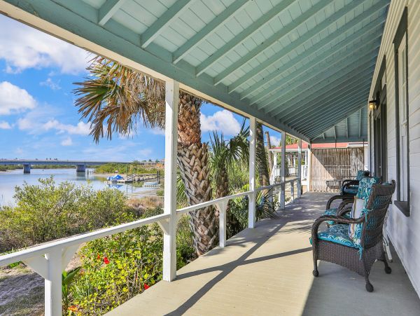 St. Augustine Home 1028199
