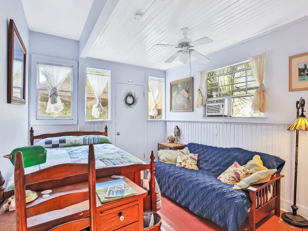 St. Augustine Home 1028201