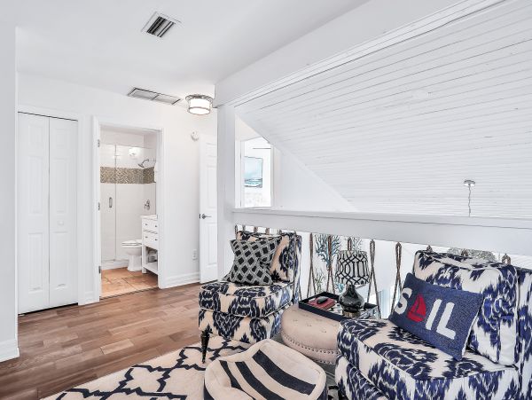 St. Augustine Home 1028203