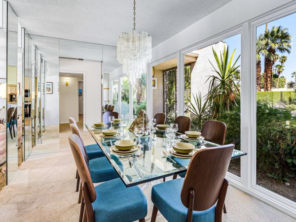 Palm Springs Home 1028204