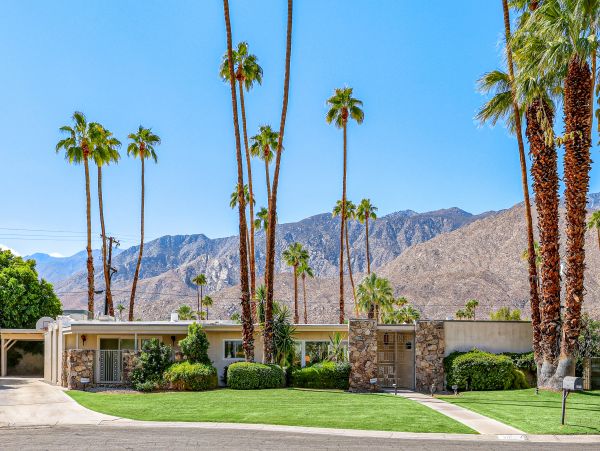Palm Springs Home 1028204